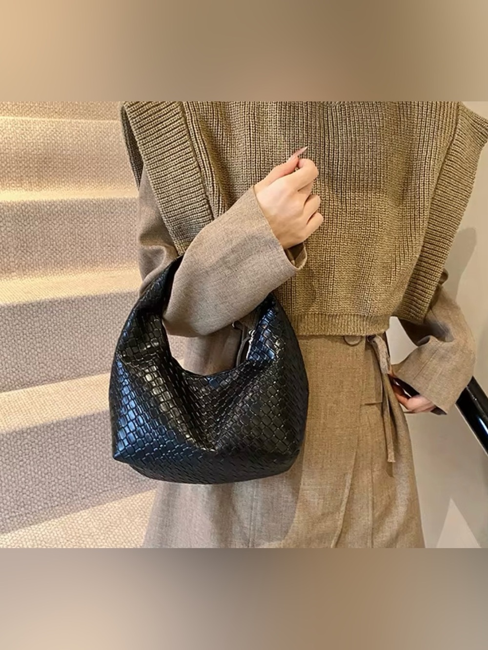 NWOT - Black Woven Hobo Hand Bag - Classic Women's Shoulder Handbag Luxury Style - Picture 2 of 5